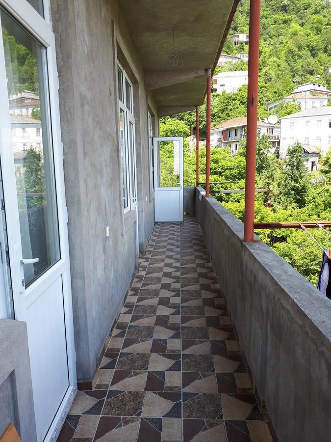Guest House In Sarpi Exterior foto