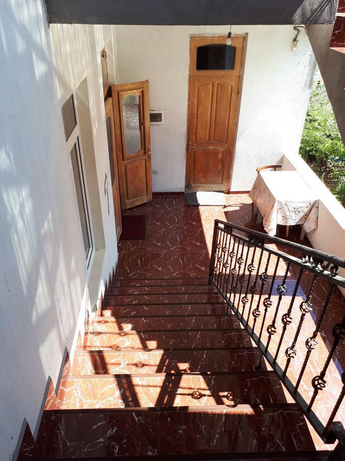 Guest House In Sarpi Exterior foto