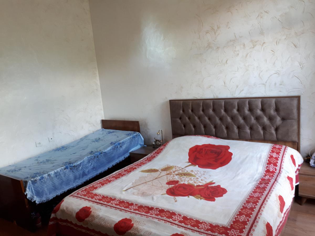 Guest House In Sarpi Exterior foto